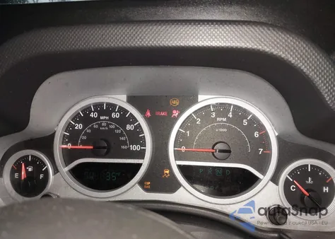 2010 Jeep Wrangler Unlimited Sport из США, поврежденный, VIN 1J4BA3H15AL223889